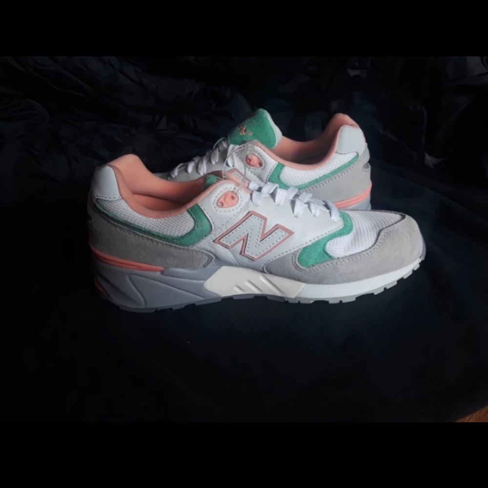New Balance Korean Exclusive